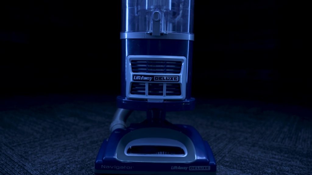 Shark NV360 Navigator Lift-Away Deluxe Upright Vacuum